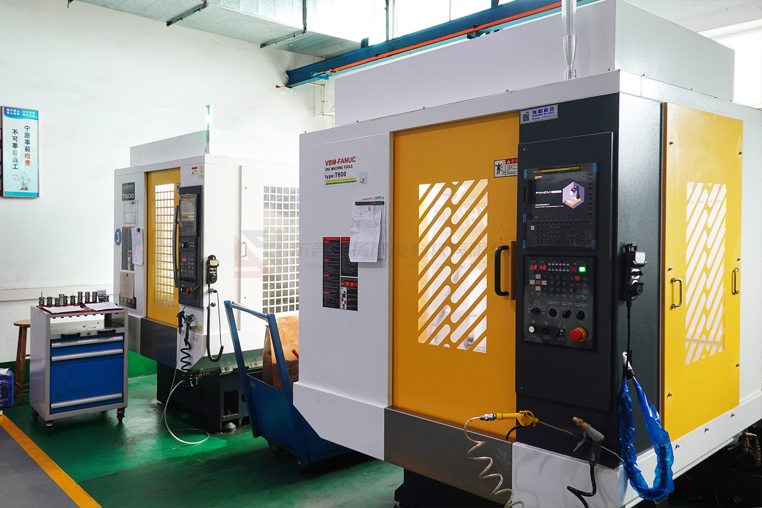 Precision CNC machining center